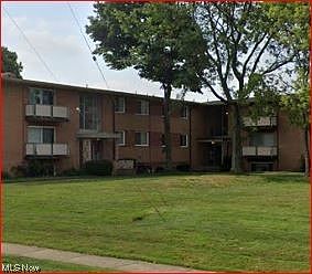 1st image of 22071 River Oaks Dr #5