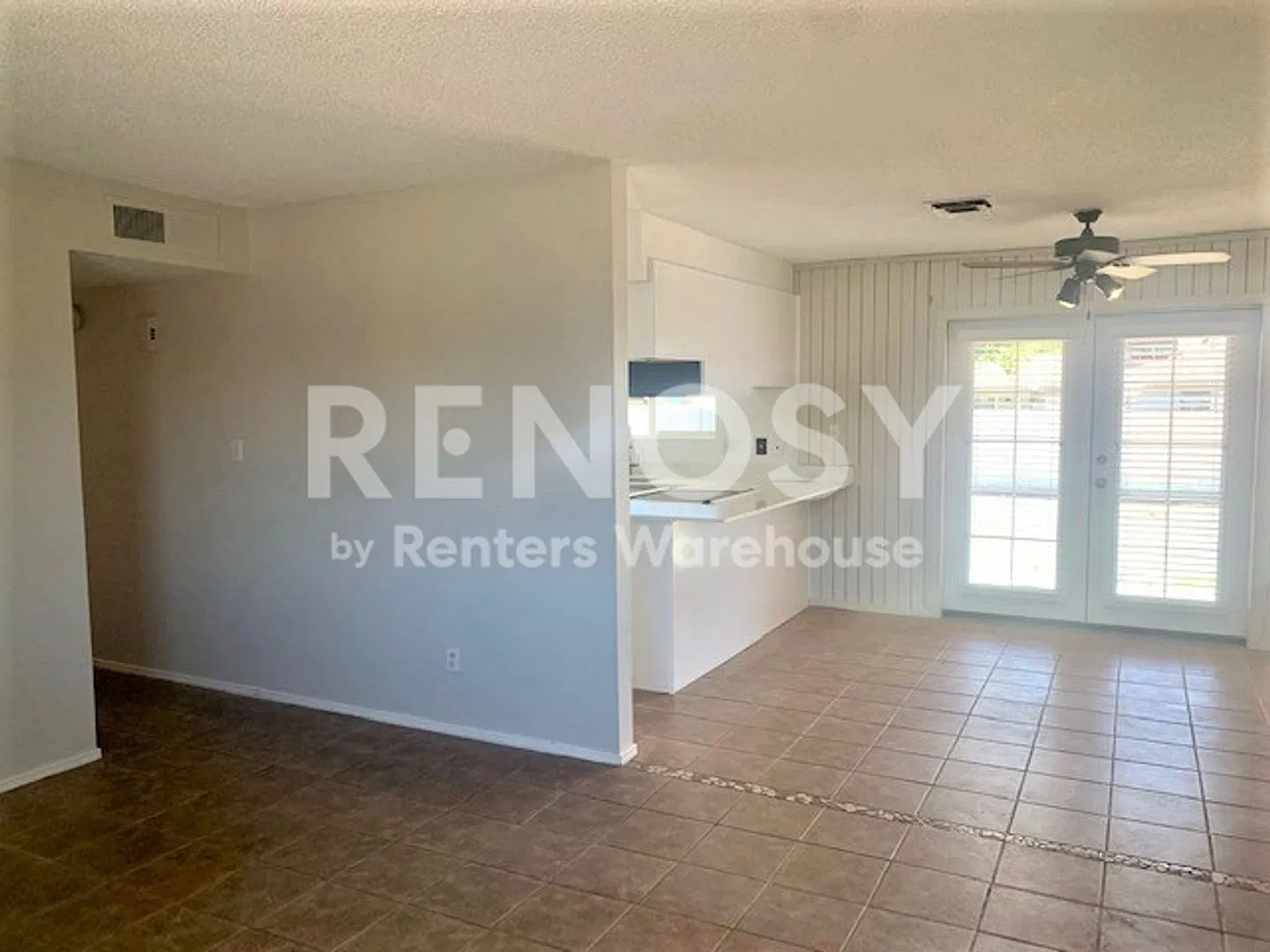 Ideal 3 Br 2 Ba 1 Carport Home Near Bell Rd and I-17 in Phoenix — Photo 3
