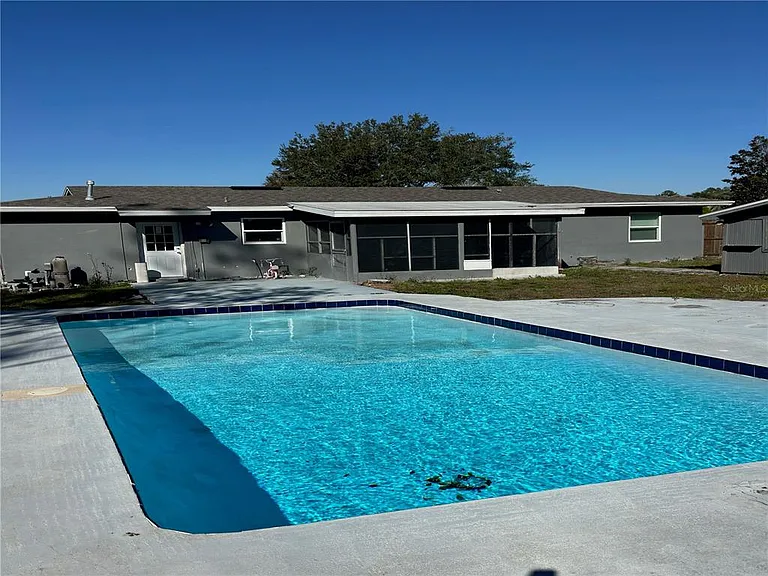 1011 Gerona Ave — Photo 15