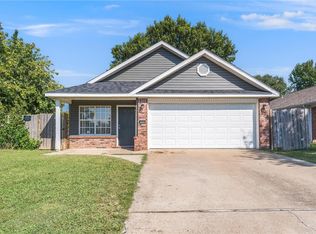 2988 Mimosa Ave, Springdale, AR 72762