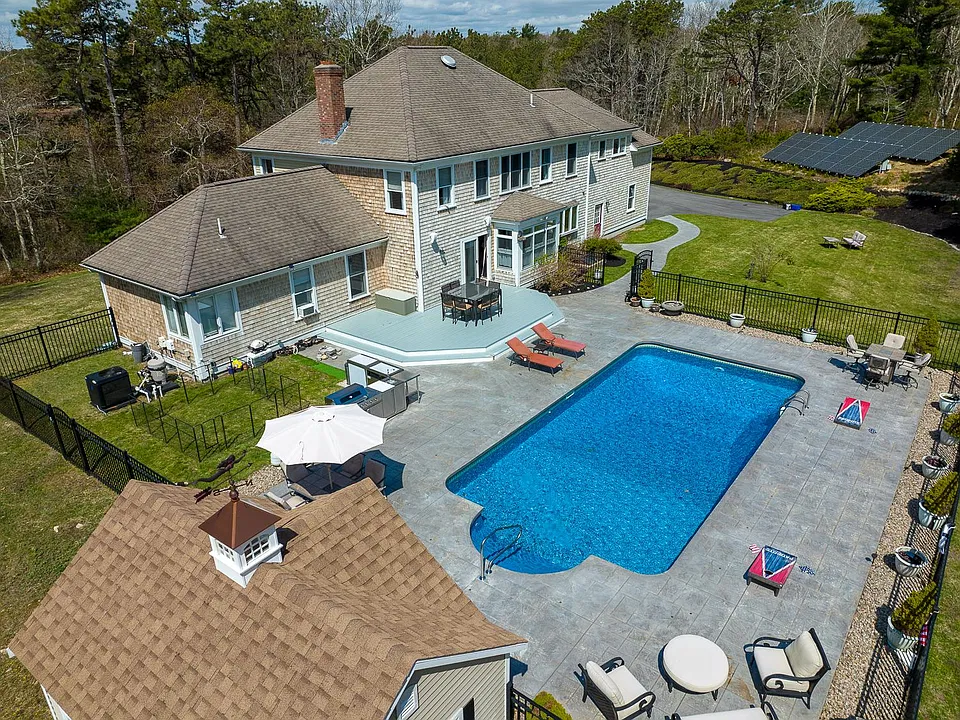 1636 State Rd