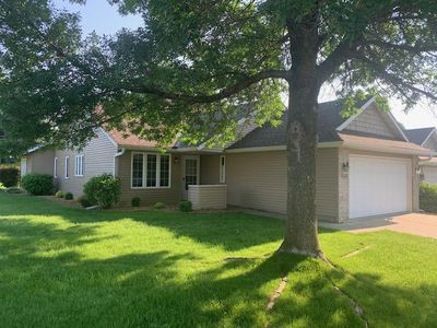 1539 Carleton Dr, Hastings, MN, 55033