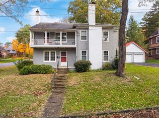 133 W University St, Wooster, OH 44691