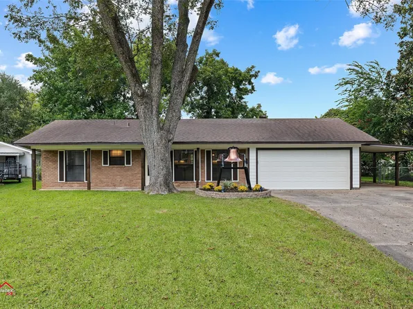 1713 Bayou Cir, Bossier City, LA 71112