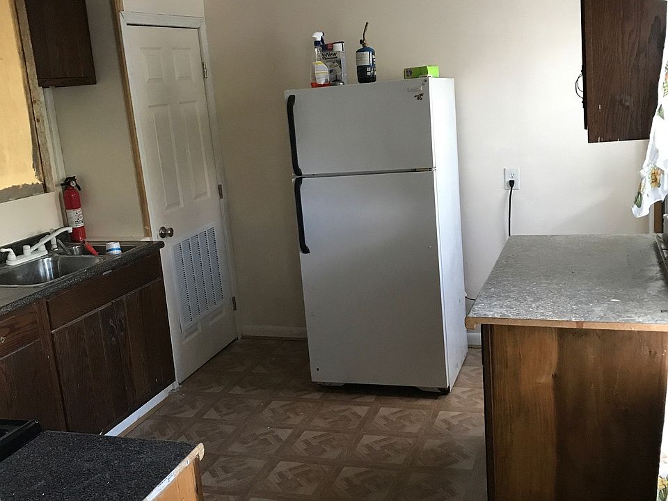 2nd image of 23 Garfield St