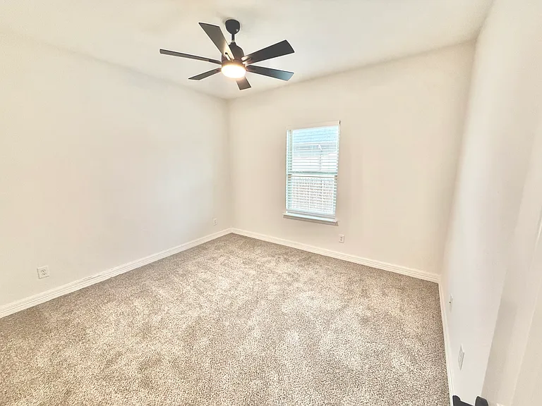 5470 Cypress Point #A — Photo 2