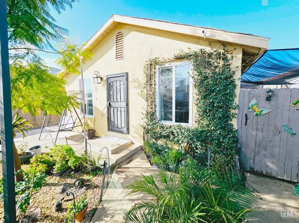 228 Marsh St, Bakersfield, CA 93307