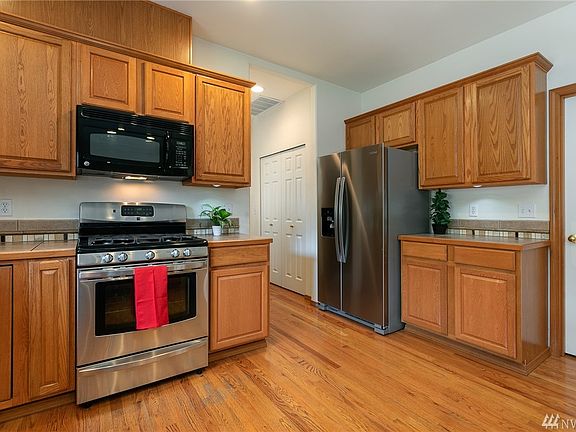 4th image of 20916 48th Ave W