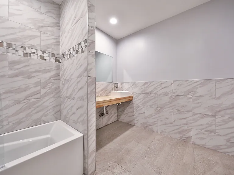 1322 N Franklin St #1 — Photo 14