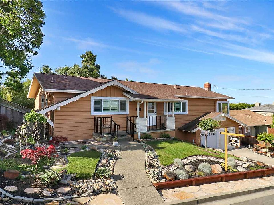 1st image of 3177 Oakes Dr