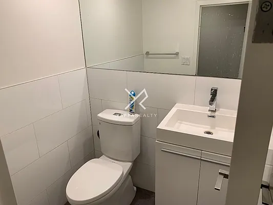 Rented by Yaffa Realty LLC | media 29