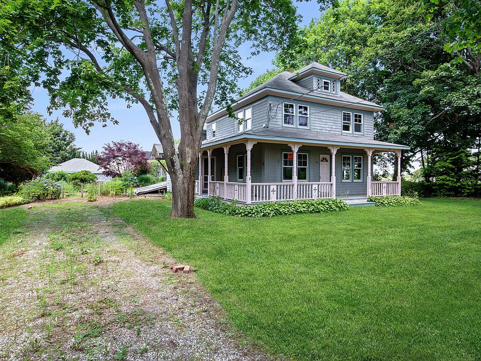 4835 Oregon Rd, Mattituck, NY 11952 Zillow