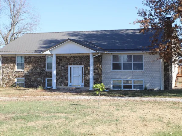 3931 Panda Road, Diamond, MO 64840