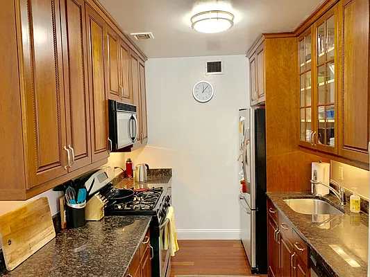 Sold by Keller Williams Realty Gold Coast | media 16