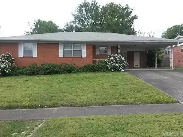 6601 Bluebird Dr, Little Rock, AR 72205