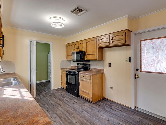 4th image of 119 Northwood Cir