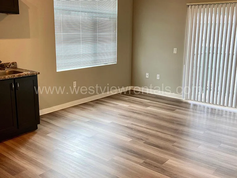 1010 Railroad Ave — Photo 137