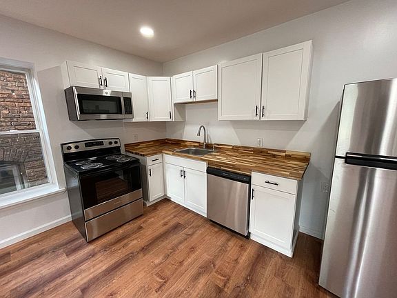 2nd image of 106 Renwick St Floor 3