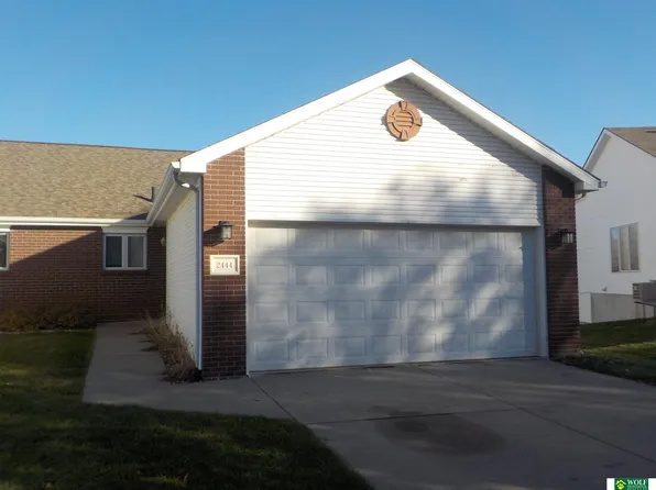 2444 Dodge St, Lincoln, NE 68521