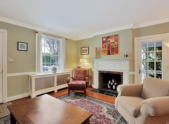 5th image of 1719 W Laburnum Ave