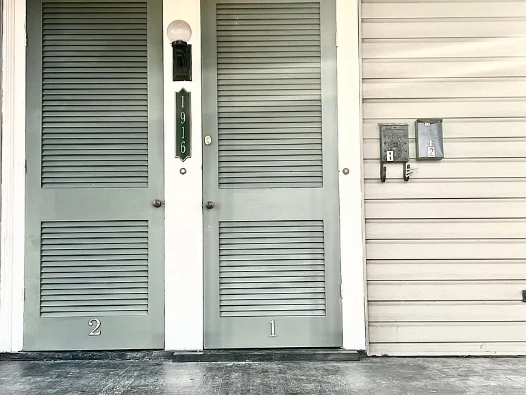1916 Bonnycastle Ave #2 — Photo 6