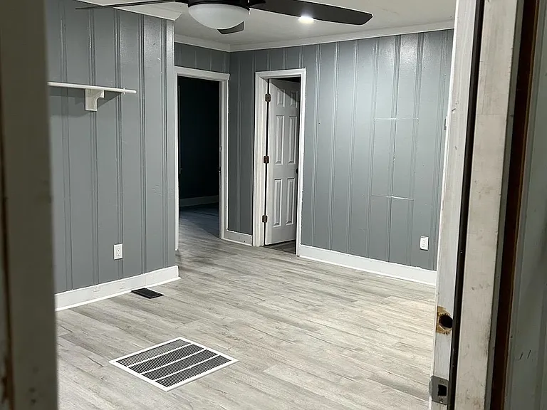 309 Maple St #1 — Photo 6