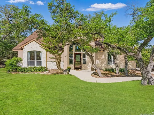 1739 Mountain Springs, Canyon Lake, TX 78133