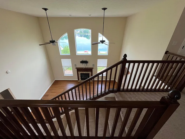 1936 Heathrow Dr — Photo 15