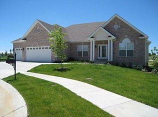 1005 Gardenbridge Pl, Saint Charles, MO 63303