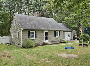 40 Brentwood Dr, Dudley, MA 01571