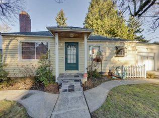 9035 Northeast Broadway, Portland, OR
