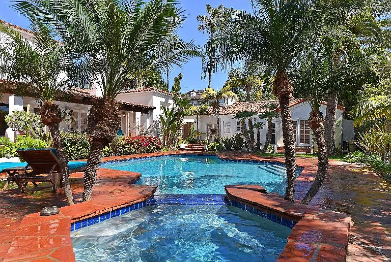 6352 Castejon Dr — Photo 1