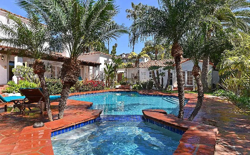 6352 Castejon Dr