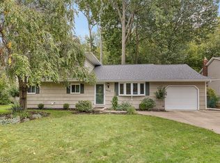 6609 Debbie Dr, North Ridgeville, OH 44039