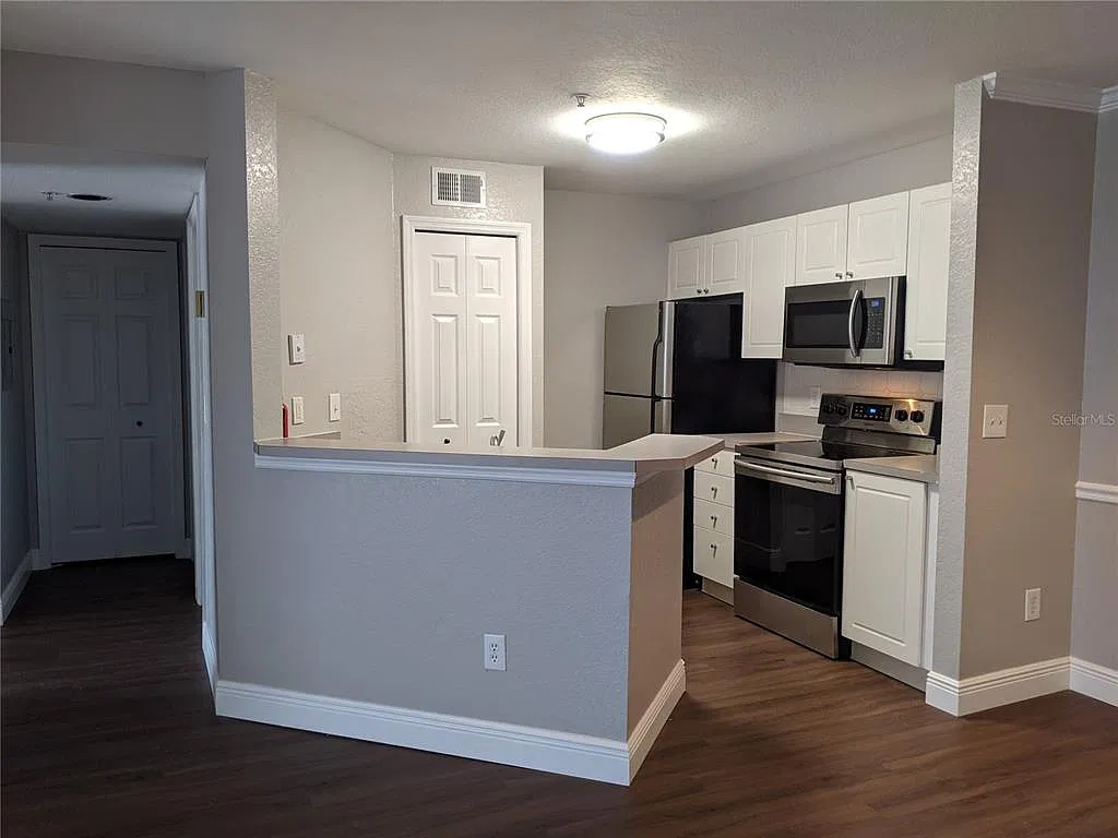4201 Woodstorks Walk Way — Photo 3