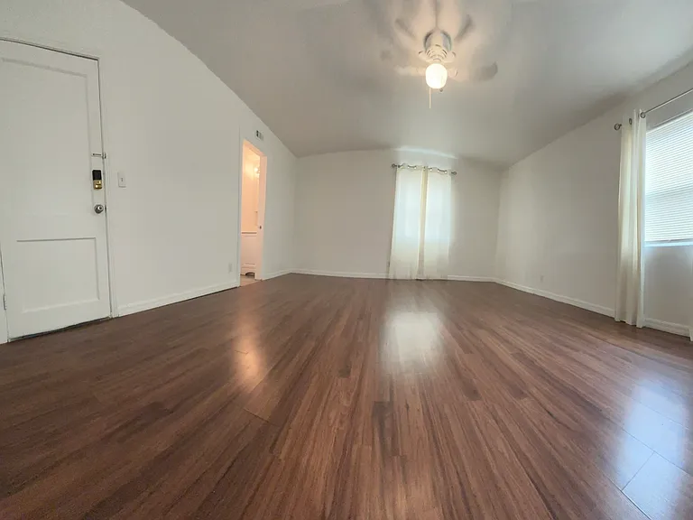 306 S Gomez Ave — Photo 7