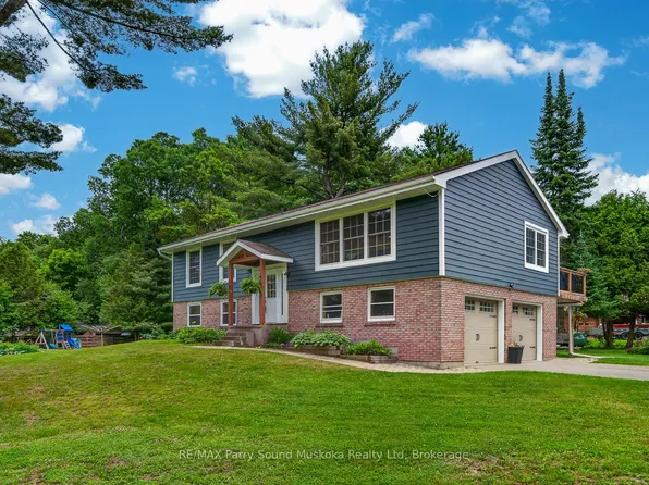 109 North Rd N, McDougall, ON P2A 2W9