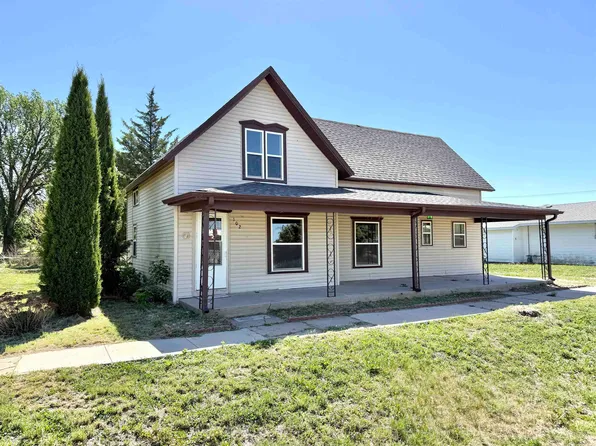 102 N Perkins Ave, Kenesaw, NE 68956