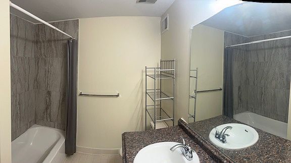 3rd image of 1594 Brentwood Dr
