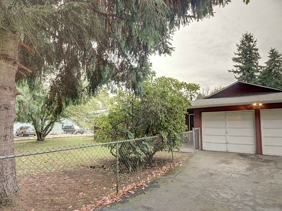5th image of 19501 61st Ave NE