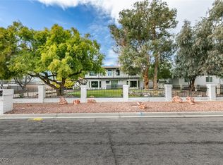 2875 Rosanna St, Las Vegas, NV 89117