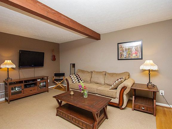 5th image of 5826 Ashby Ct