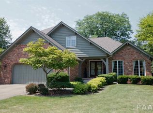 10 Oak Ridge Point, Morton, IL 61550