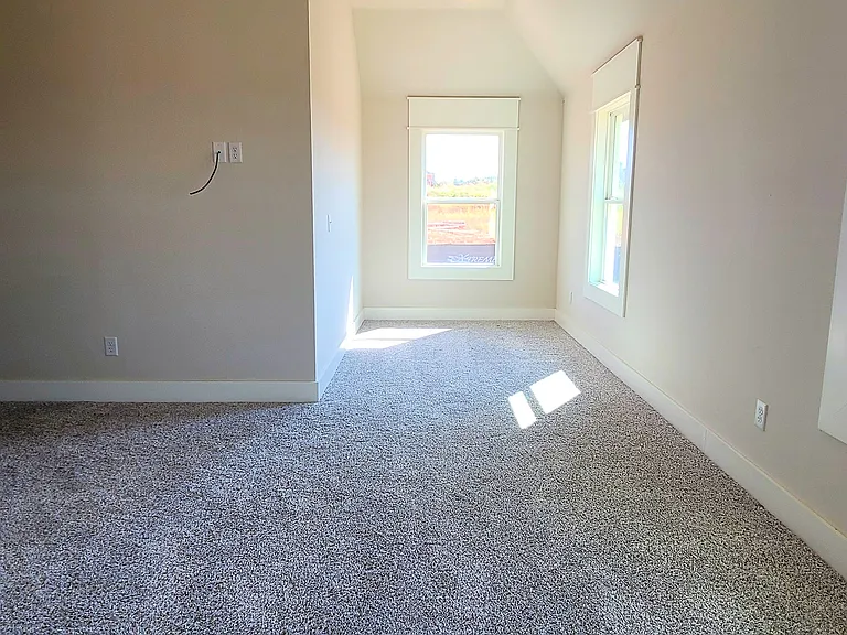 9304 SW 35th St — Photo 14