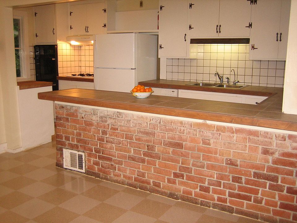 1st image of 7 Fern Ln