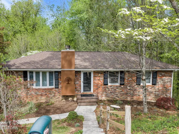 118 Westlook Cir, Oak Ridge, TN 37830