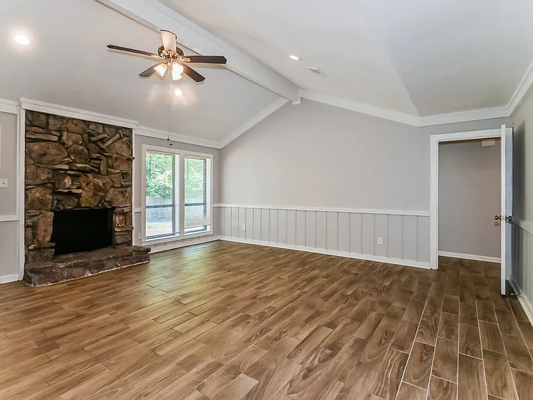 8182 Valley Ridge Trl — Photo 4