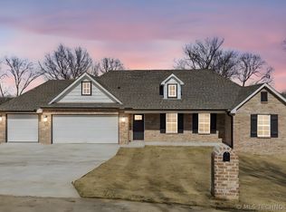 21875 Morgan Rd, Claremore, OK 74017
