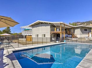 5810 Yerba Buena Rd, Santa Rosa, CA 95409