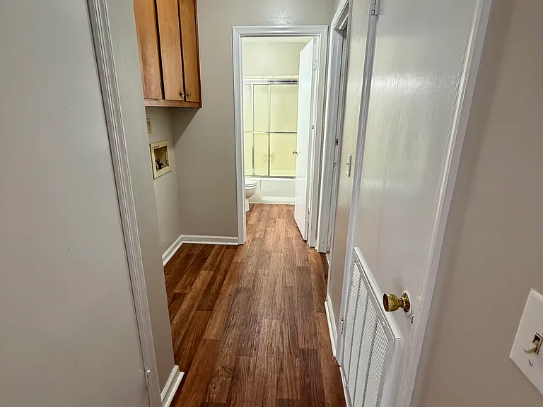180 S Carrie St — Photo 5